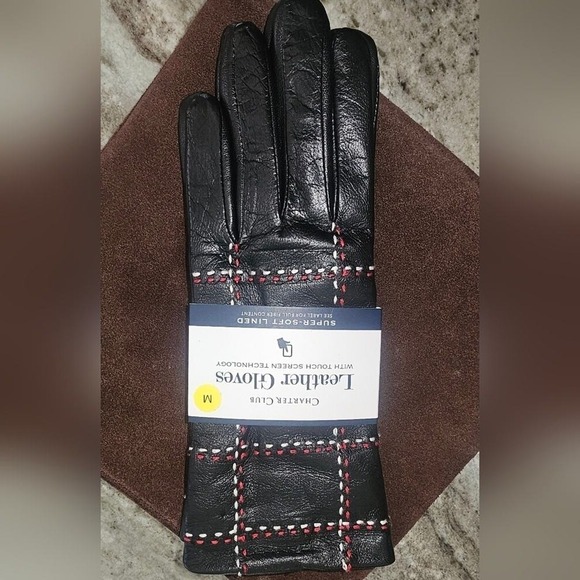NWT Touchscreen Charter Club Black Lambs Leather Gloves with Stitching Detail - Picture 4 of 12